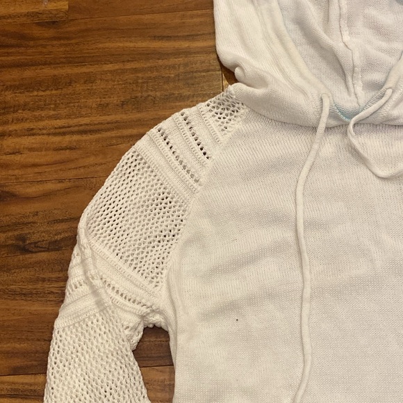 Athleta Knit/Crochet Pullover - Picture 3 of 9